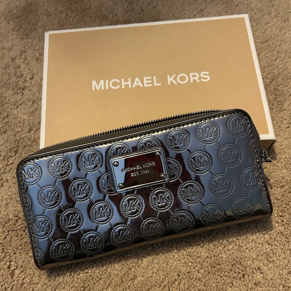 Michael Kors monogram Wallet